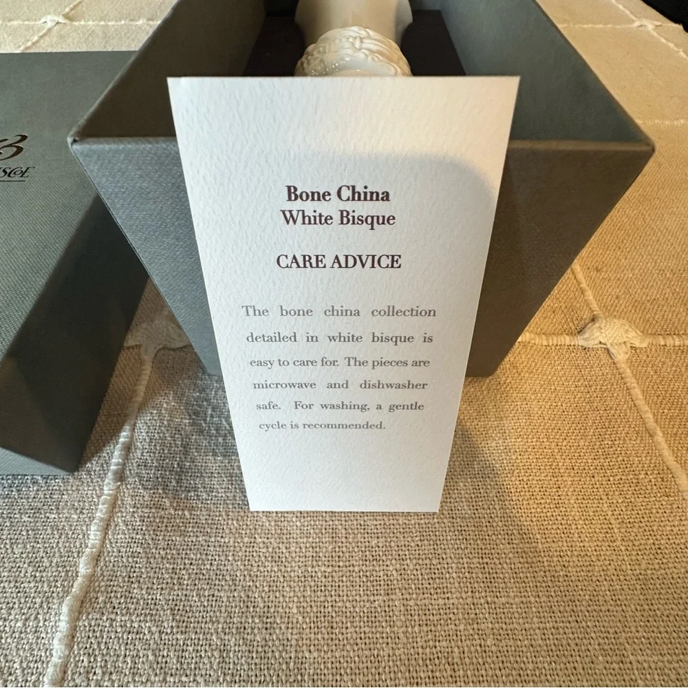 NWT Katy Briscoe | White Bone China Porcelain Bud Vase $195